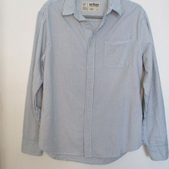 Men's Urban Pipeline Blue and White Striped Button-Down Shirt Size L - Picture 2 of 12